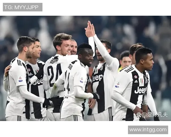 德甲精彩对决那不勒斯与热刺战成平局神扑引发争议判罚引爆全场气氛